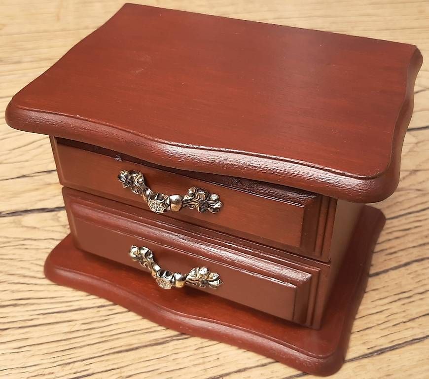 Cassapanche: MINI SCHMUCKSCHATULLE – Usato da NIDAU venduto da arraialdajuda