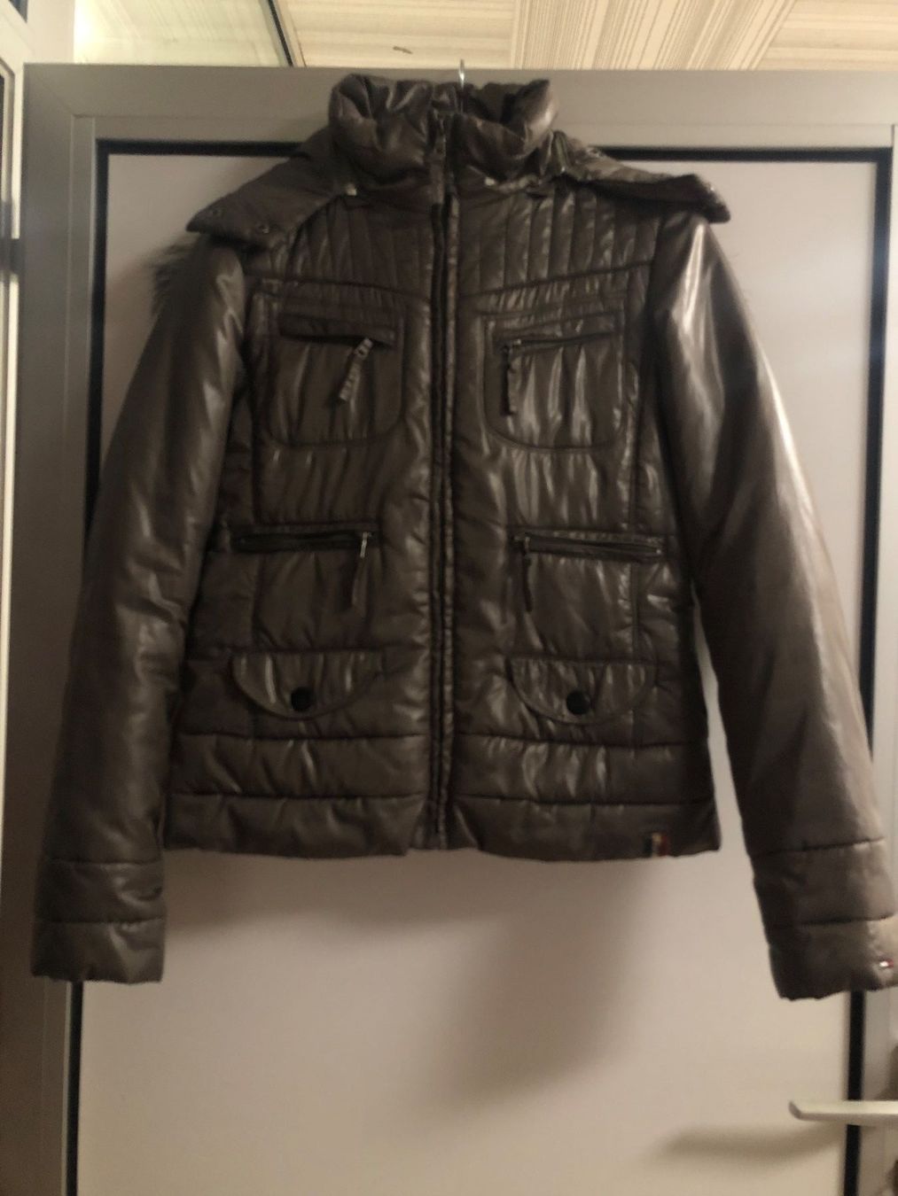 Tommy Hilfiger Giacche: Jacke - Tommy Hilfiger – Usato da Brügg BE venduto da doppelsalchow 1