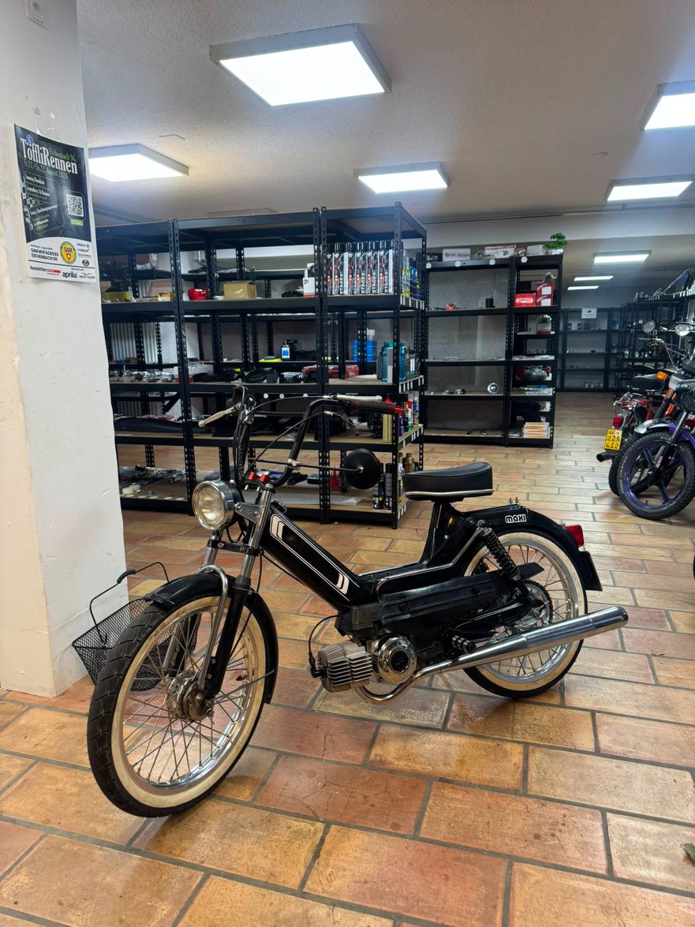 Puch Ciclomotori: Puch Maxi S mit Ausweis – Usato da Schmerikon venduto da Mofaparts