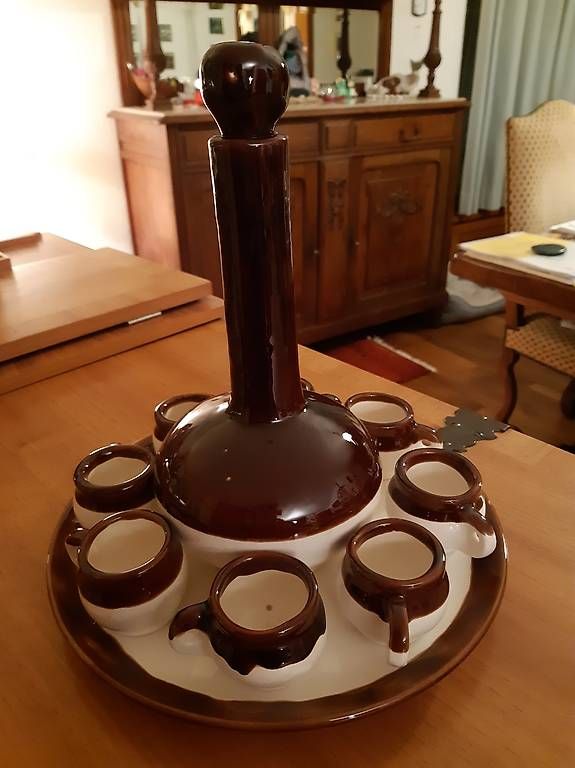 Set di piatti: Provencealsches Likör-Set, 10-teilig – Usato da Dotzigen venduto da Manyscha