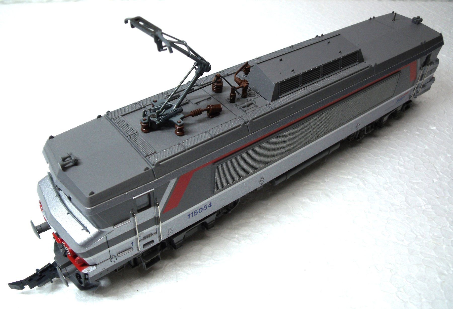 Roco Modelleisenbahnen: ROCO 63778 SNCF E-LOK BB115054 DIGITAL – Gebraucht aus Neuenegg von Holzli2 5