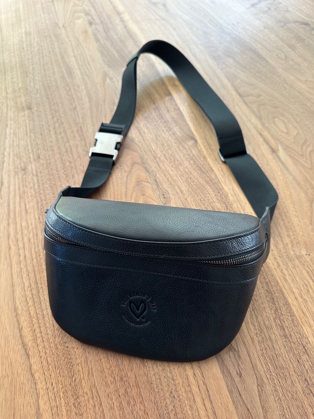 Borse: Wunderschöne, fabrikneue Crossbody-Ledertasche – Nuovo (secondo la descrizione) da Münsingen venduto da Sternsaphir64
