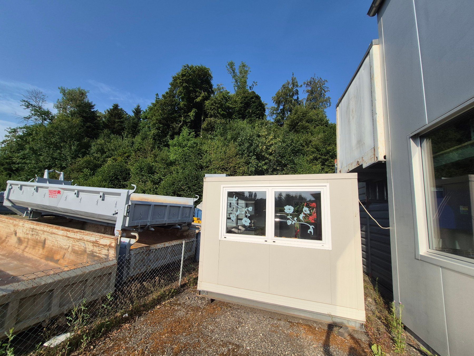 Contenitori edile: Aufentalts/-Küchen-Container – Usato da Willisau venduto da Fuge02 4