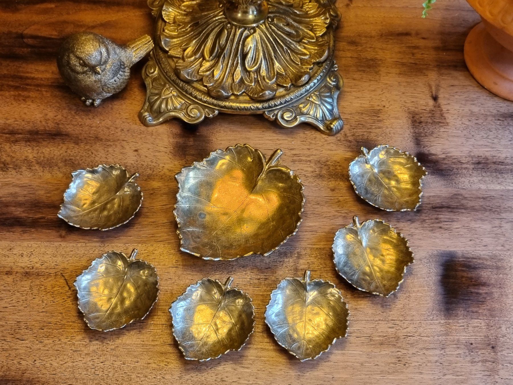 Piatti di portata: Vintage Messing Blattschalen Set 7-teilig – Usato da Scharnachtal venduto da devin03