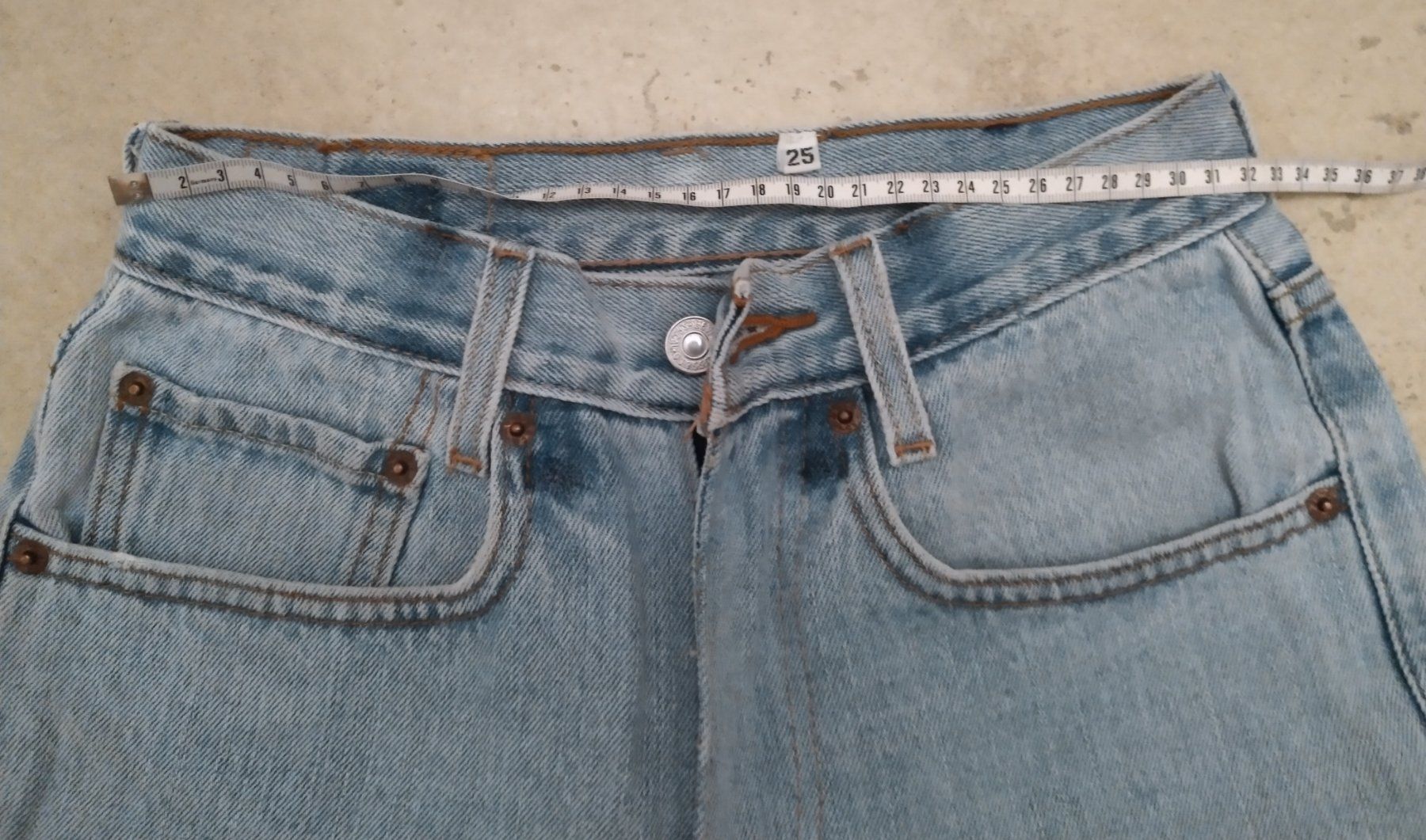 Levi's Jeans: Levi's Jeans Grösse 25 – Usato da Laufen venduto da luzie07 7