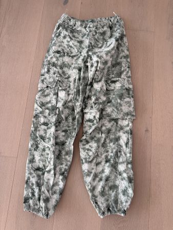 C&A Hose 152 cm