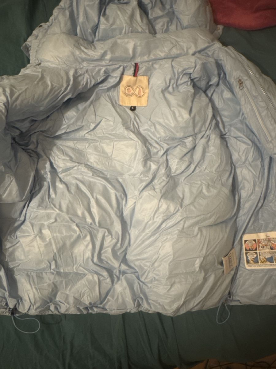 Moncler Giacche: Moncler Daunenjacke hellblau L gross schnitt – Nuovo (secondo la descrizione) da Zürich venduto da dan_bj8s