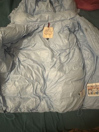 Moncler Daunenjacke hellblau L gross schnitt