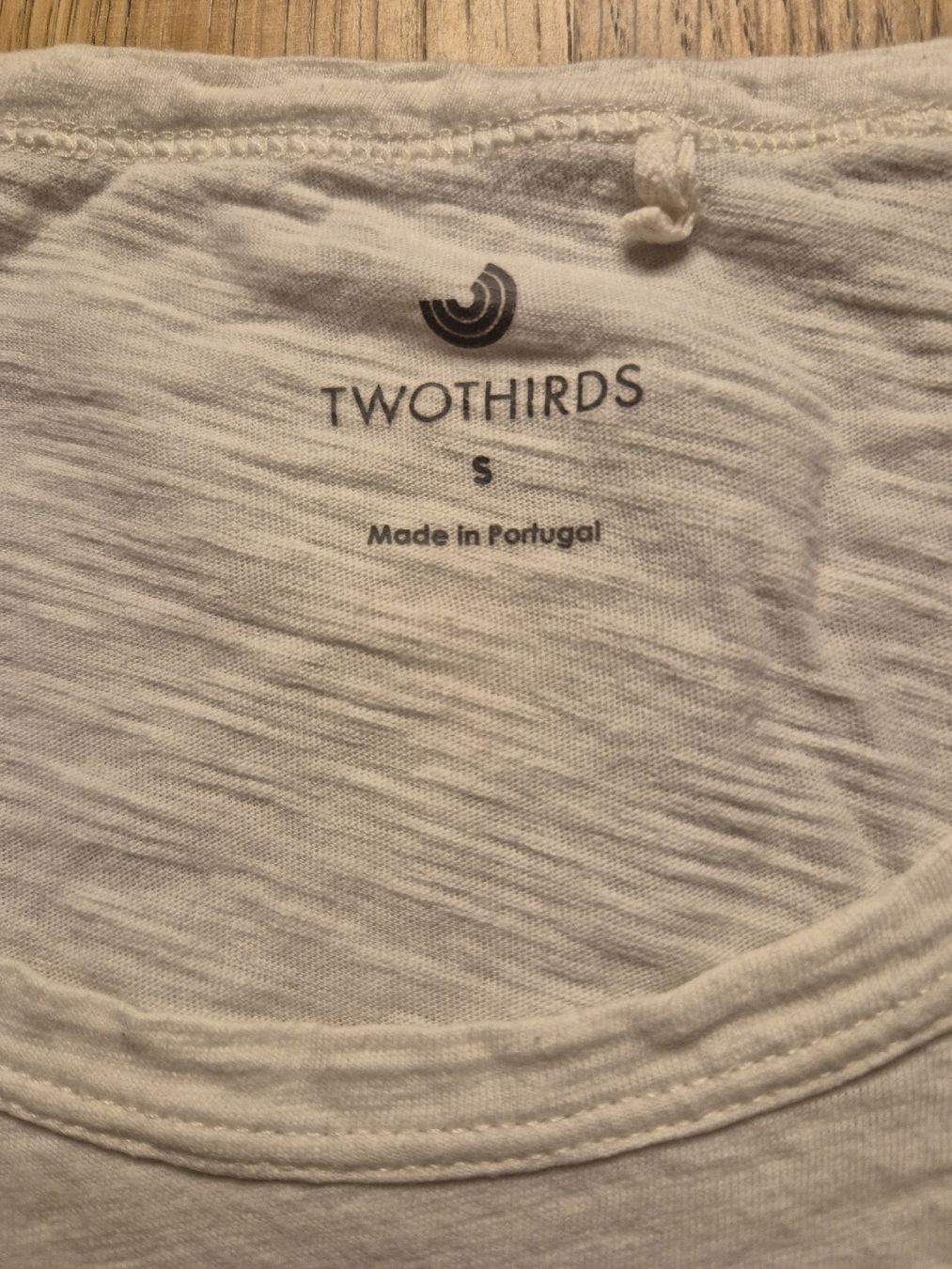 Twothirds Top: Top – Usato da Valens venduto da Limaj 1
