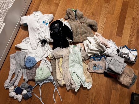 Babykleidung Konvolut Grösse 50-56 für Herbst und Winter