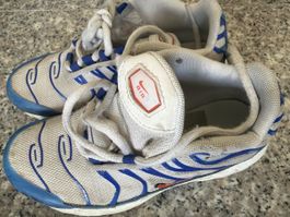 Tennis Nike 5 -6 ans