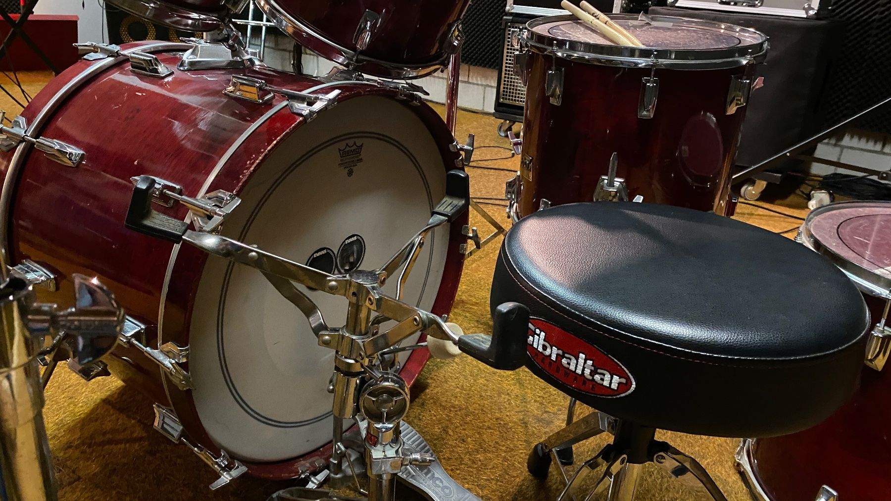 Strumenti musicali: Tama Superstar Vintage Drumset – Usato da Jona venduto da Tombuktu 5