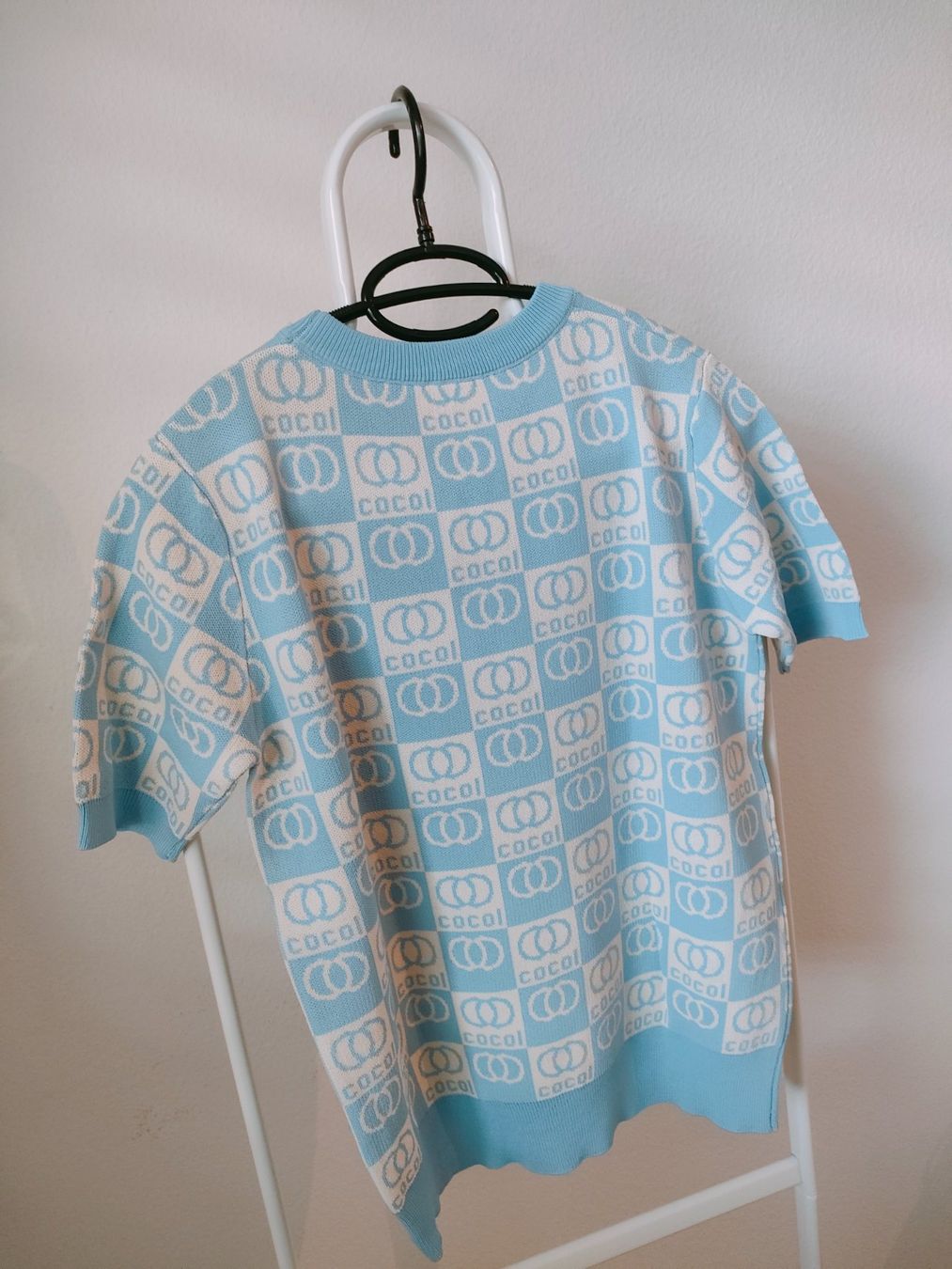 T-shirt: Modisches T-Shirt in hellblau mit Muster – Nuovo (secondo la descrizione) da Dietikon venduto da MJ_Sporting 2