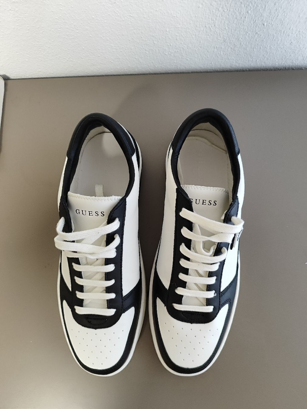 Guess Scarpe da uomo: Guess sneakers for men size 43 – Nuovo e nell'imballaggio originale da Lugano venduto da cri_djb 5