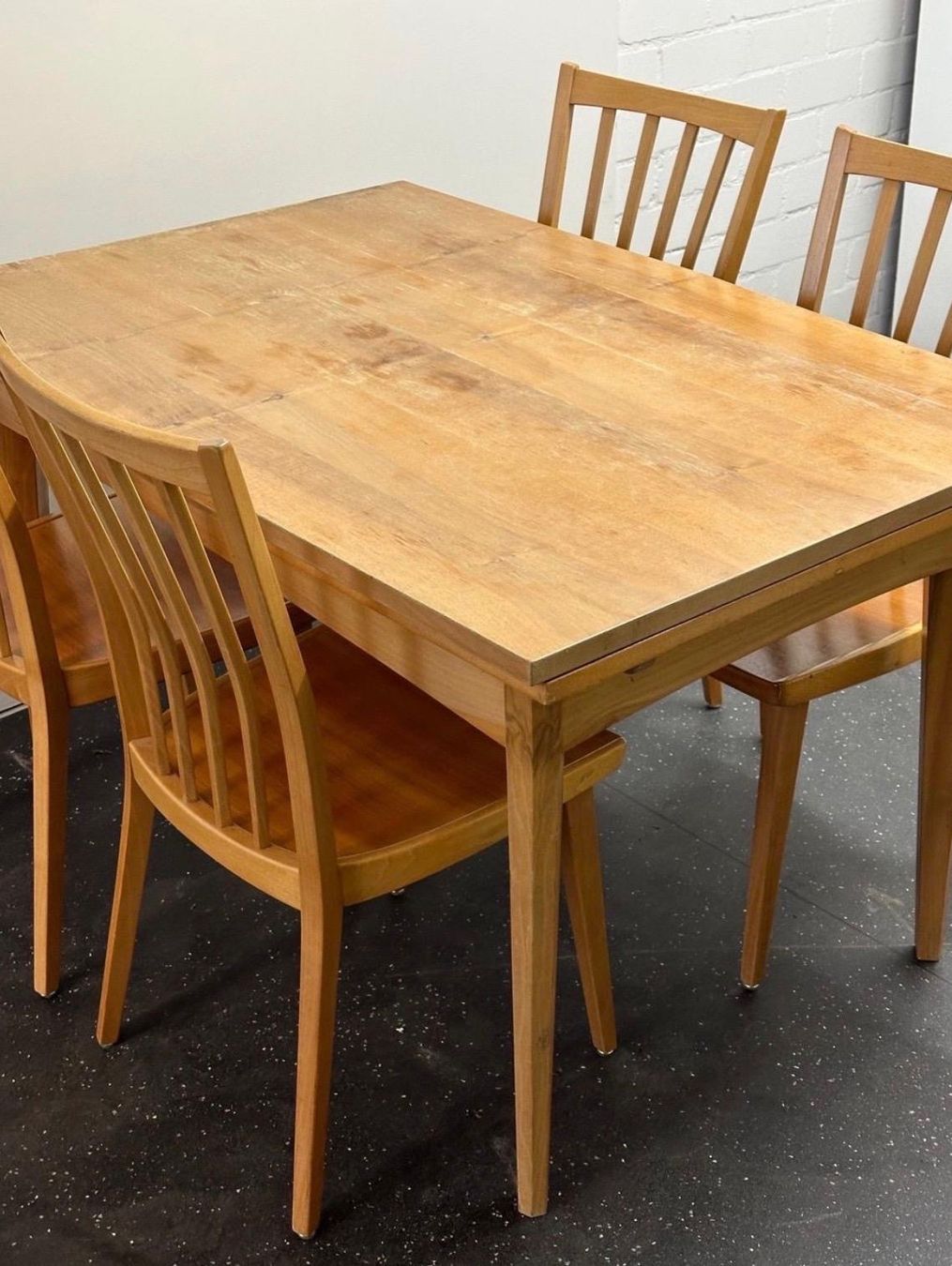 Tische: Wooden table – Gebraucht aus Zürich von evaa10 1