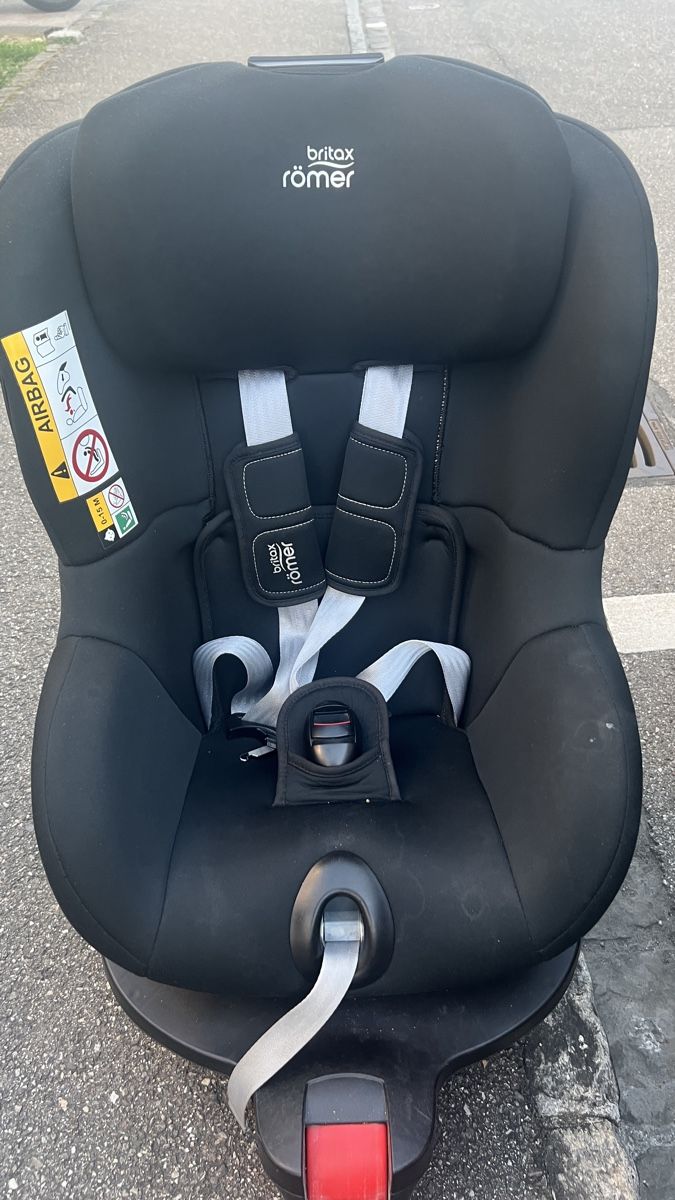 Britax Römer Seggiolini per auto: Kindersitz Britax Römer – Usato da Reinach BL venduto da Sakarya543 2