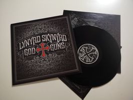 Lynyrd Skynyrd – God & Guns