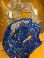 2x grosse schwimmringe blau und durchsichtig