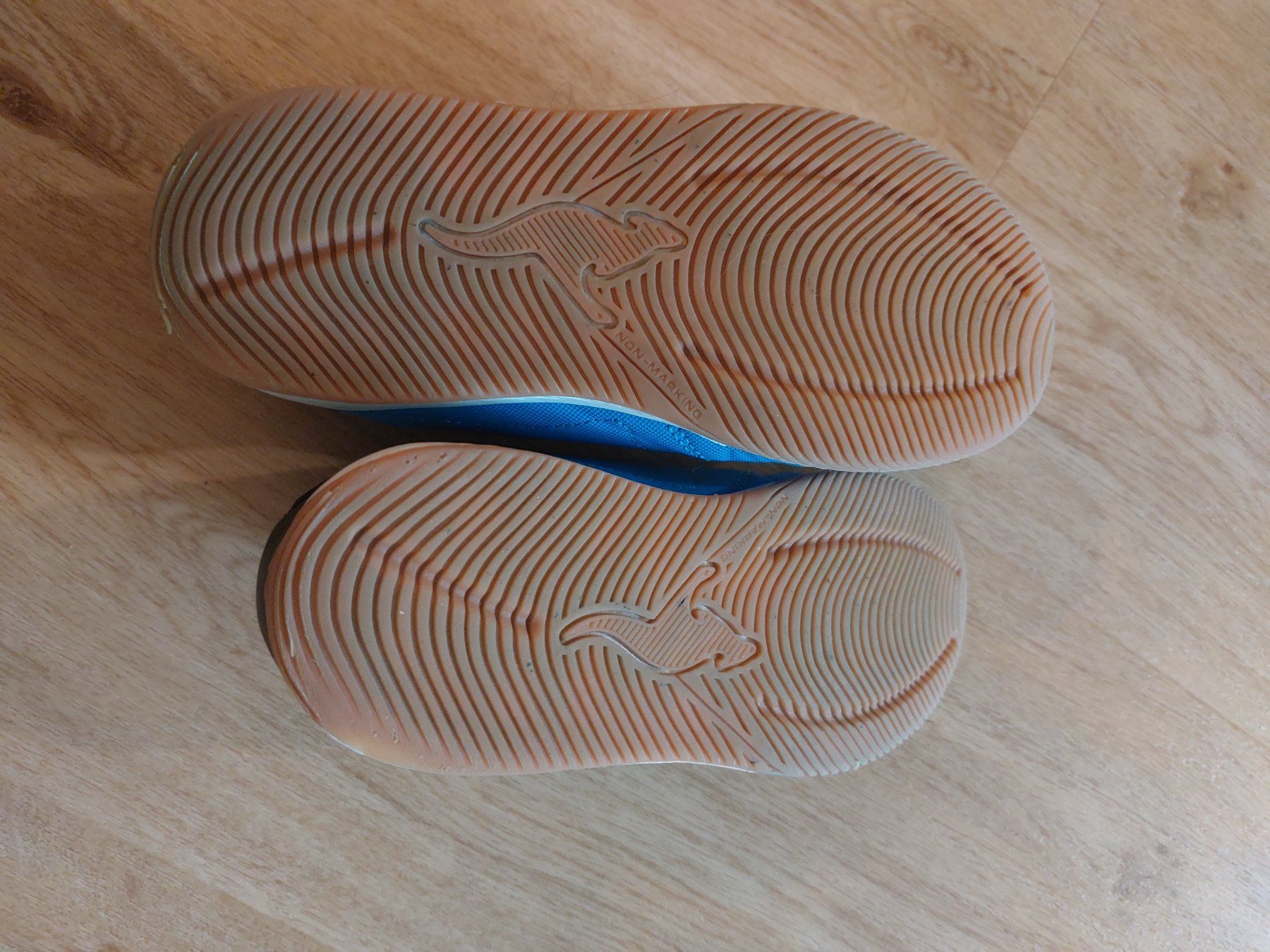Schuhe für Jungen: Hallenschuhe Grösse 32 – Gebraucht aus Zürich von JuliaHo 2