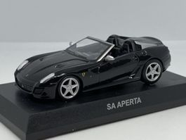 Ferrari SA Aperta 1/64 no Mini GT