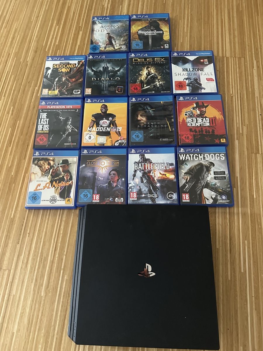 Sony Console: PS4 Pro + 14 Games + 1 Controller – Usato da Zürich venduto da dan_2skm