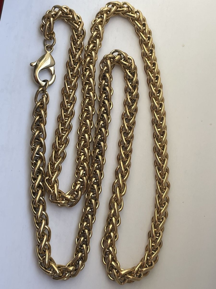 Collier personnalisé médaille et pierre noire, plaqué or