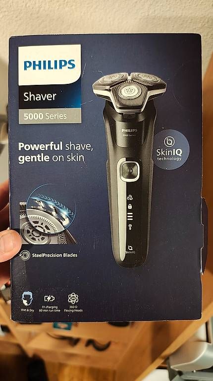 Philips Rasoi & Lamette da barba: Philipps s5000 Rasierer – Usato da Schlieren venduto da Conex7000