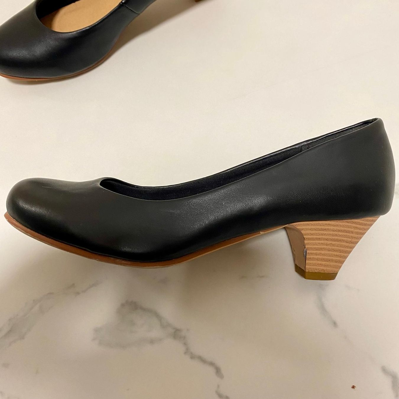 Scarpe da donna: Schwarze Lederschuhe Gr. 37, zeitlos! – Usato da Krauchthal venduto da MEWA01 2
