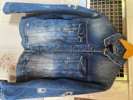 Lässige Jeansjacke