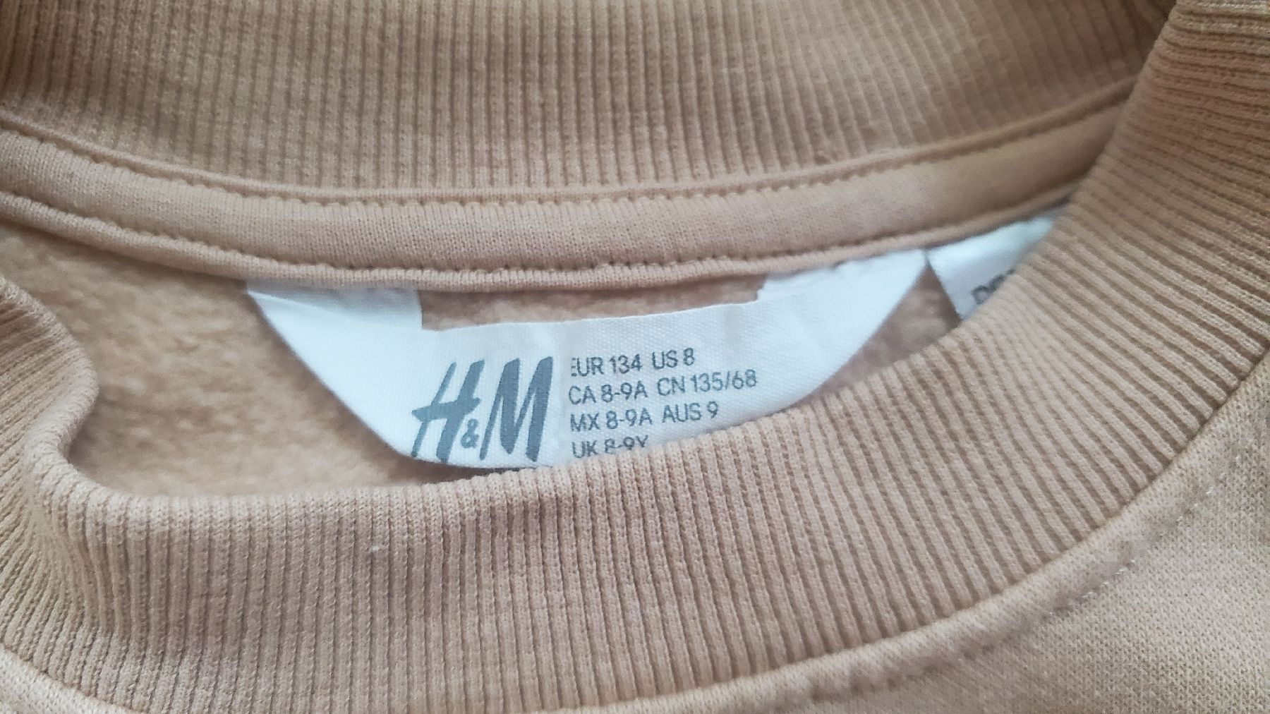 H&M Lotti & Set di vestiti: Snoppy Jogging-Set,  Peanuts Gr. 134/ 8-9 J. – Usato da Stäfa venduto da lookilooki 3