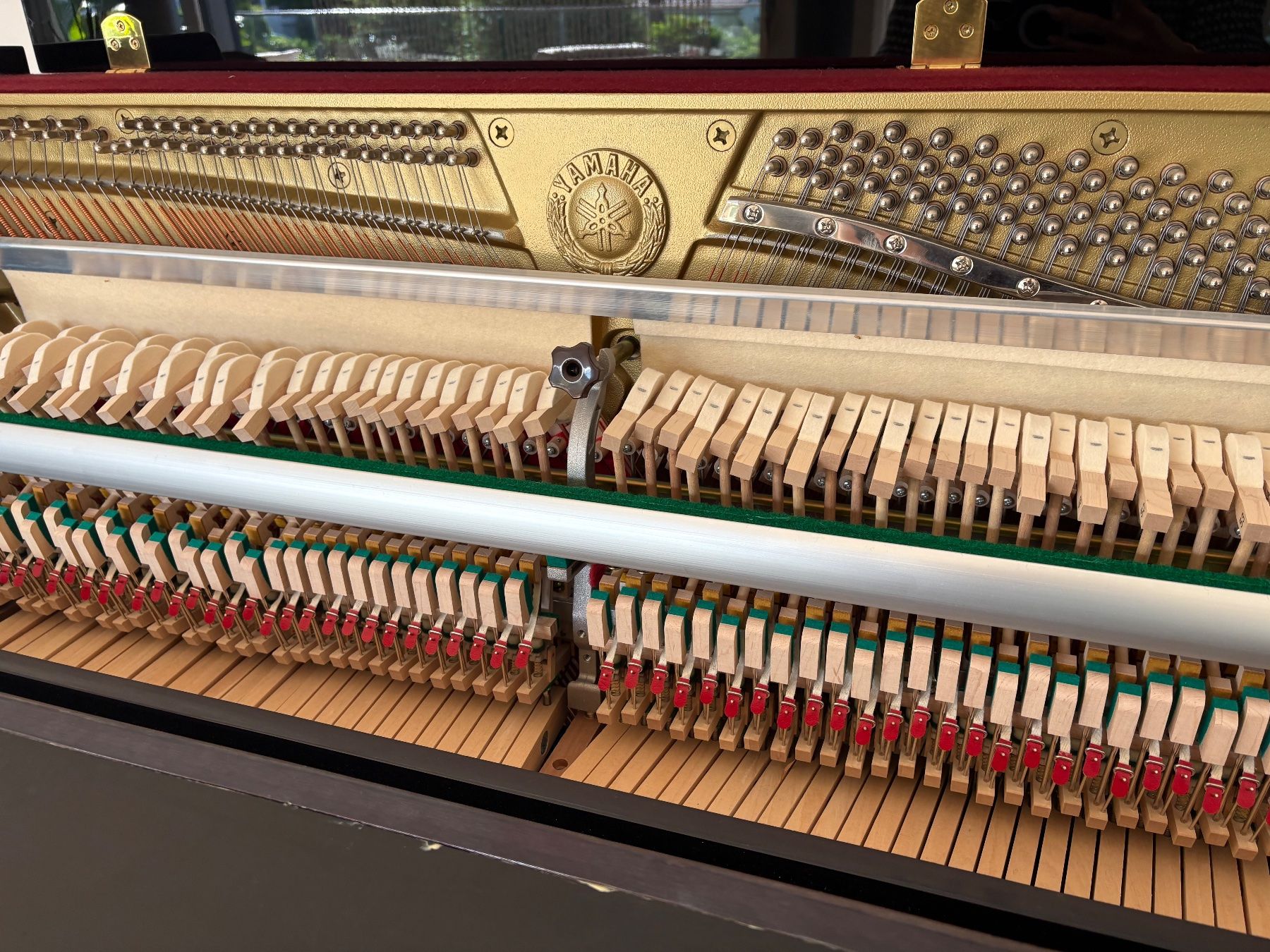 Yamaha Strumenti musicali: Piano droit YAMAHA – Usato da Vich venduto da NatachaCK 5