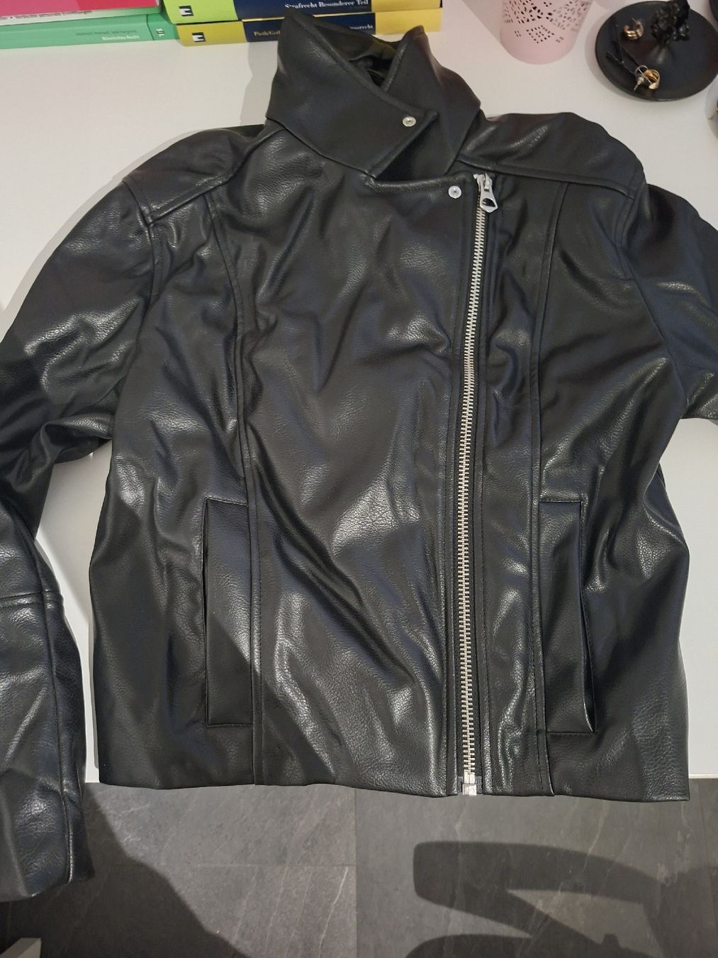 Jacken: Lederjacke schwarz – Gebraucht aus Derendingen von larissa.s