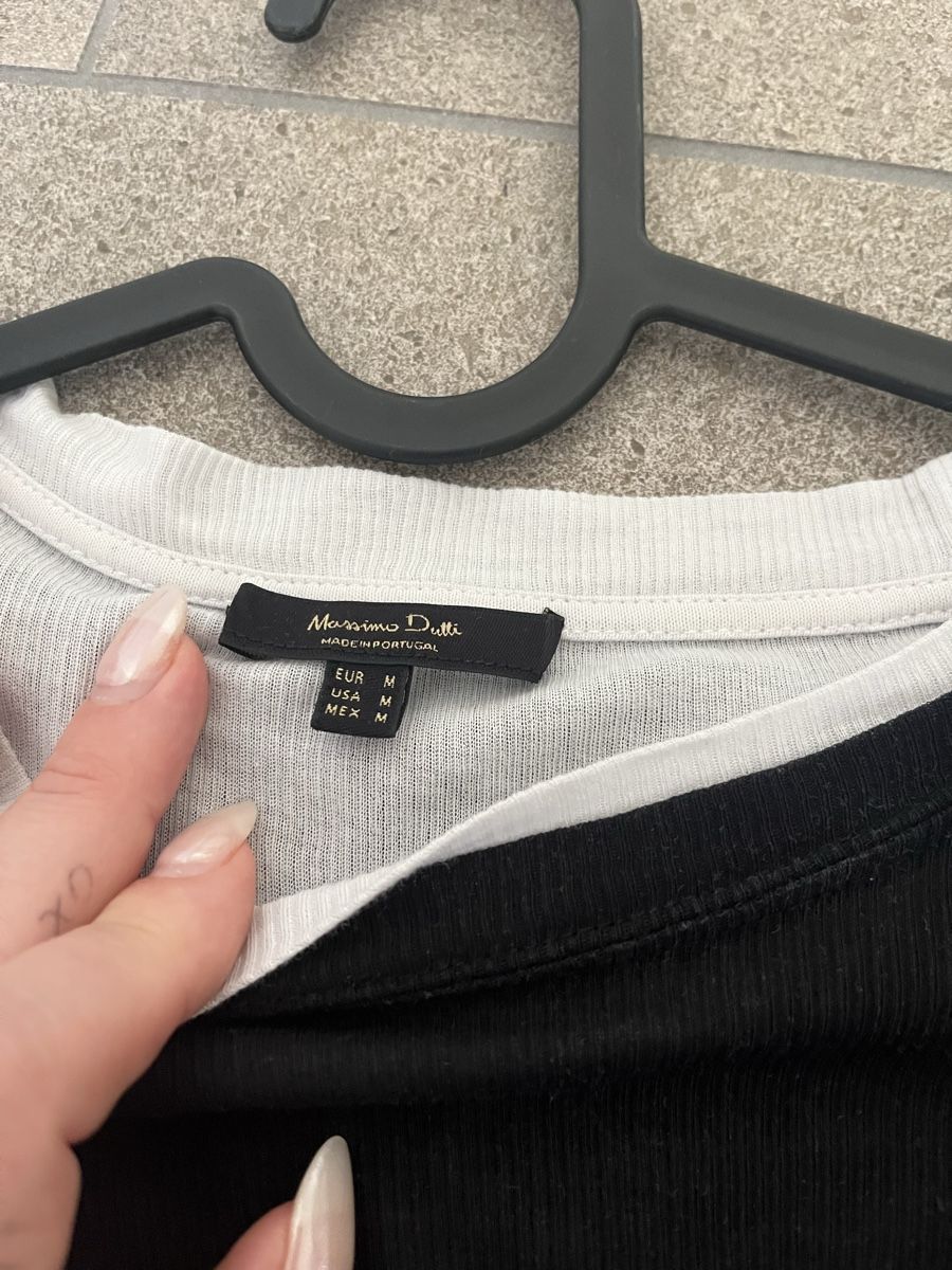 Massimo Dutti T-Shirts: 2x Massimo Dutti T-Shirt Gr. M – Gebraucht aus Sevelen von sar_hmx8 2