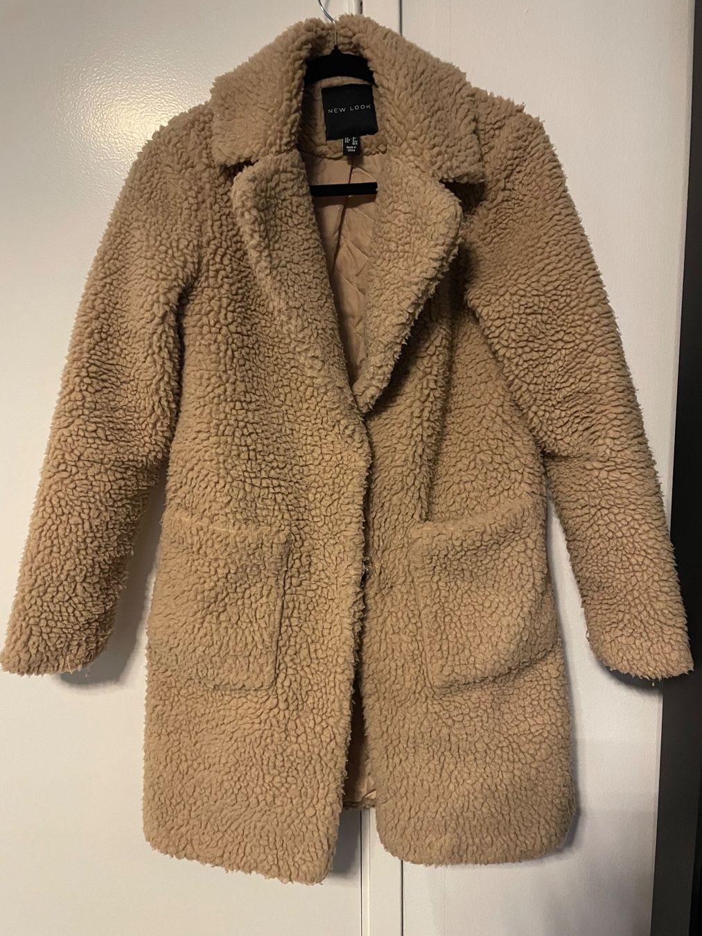 New Look Cappotti: Teddy Mantel – Usato da Zürich venduto da car_26mh
