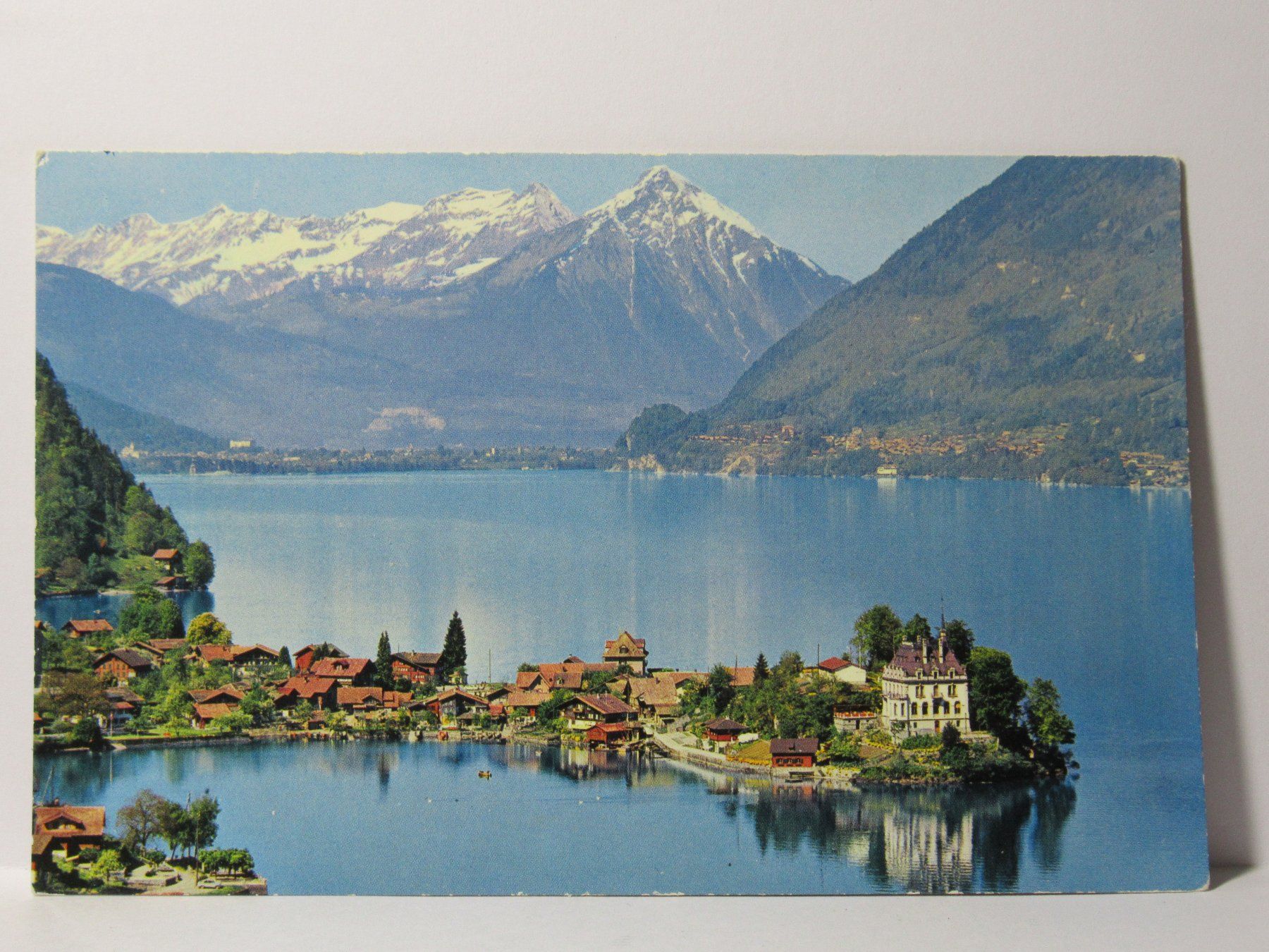 Cartes postales: Iseltwald am Brienzersee mit Niesenkette – D'occasion à Grenchen par Bluemchen1900