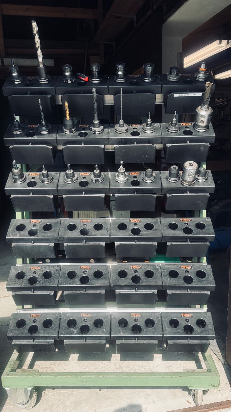 Tutte le macchine: Fräsmaschine Deckel FP3NC numerisch gesteuert gebraucht – Usato da Silenen venduto da bellgx 3