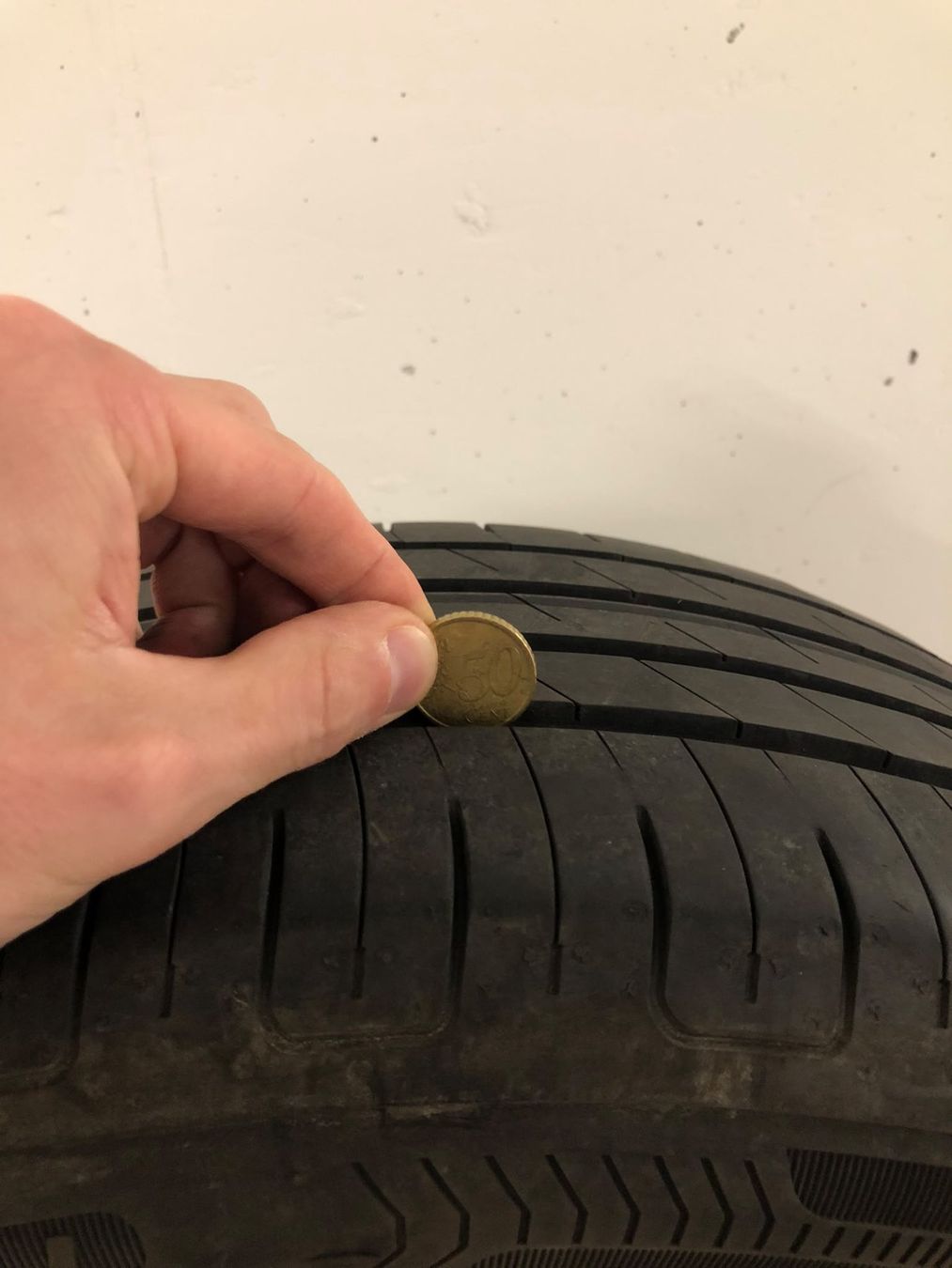 Goodyear Pneumatici & Ruote complete: 4x Pneus été 215/50/17 Goodyear EfficientGrip Performance – Usato da Chardonne venduto da bth_l7mj 4
