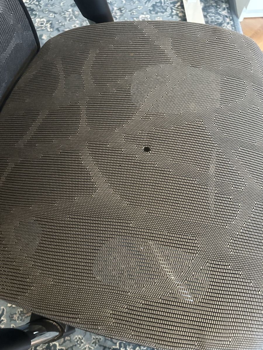Chaises: Bürostuhl – D'occasion à Zürich par f_k_jqj5 2