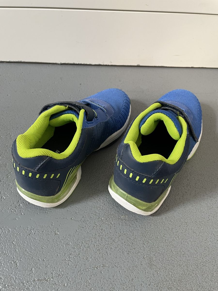 Schuhe für Jungen: Sprandi Sneaker Size 32 – Gebraucht aus Uznach von Player6 3