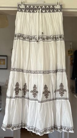 MAXI JUPE EN COTON! M SOLDES DE FIN DE SAISON