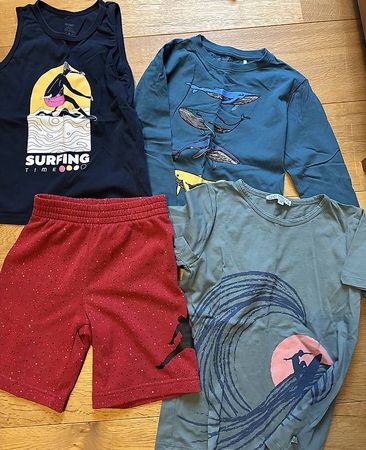 Kinderkleider-Set 7-8 Jahre Junge
