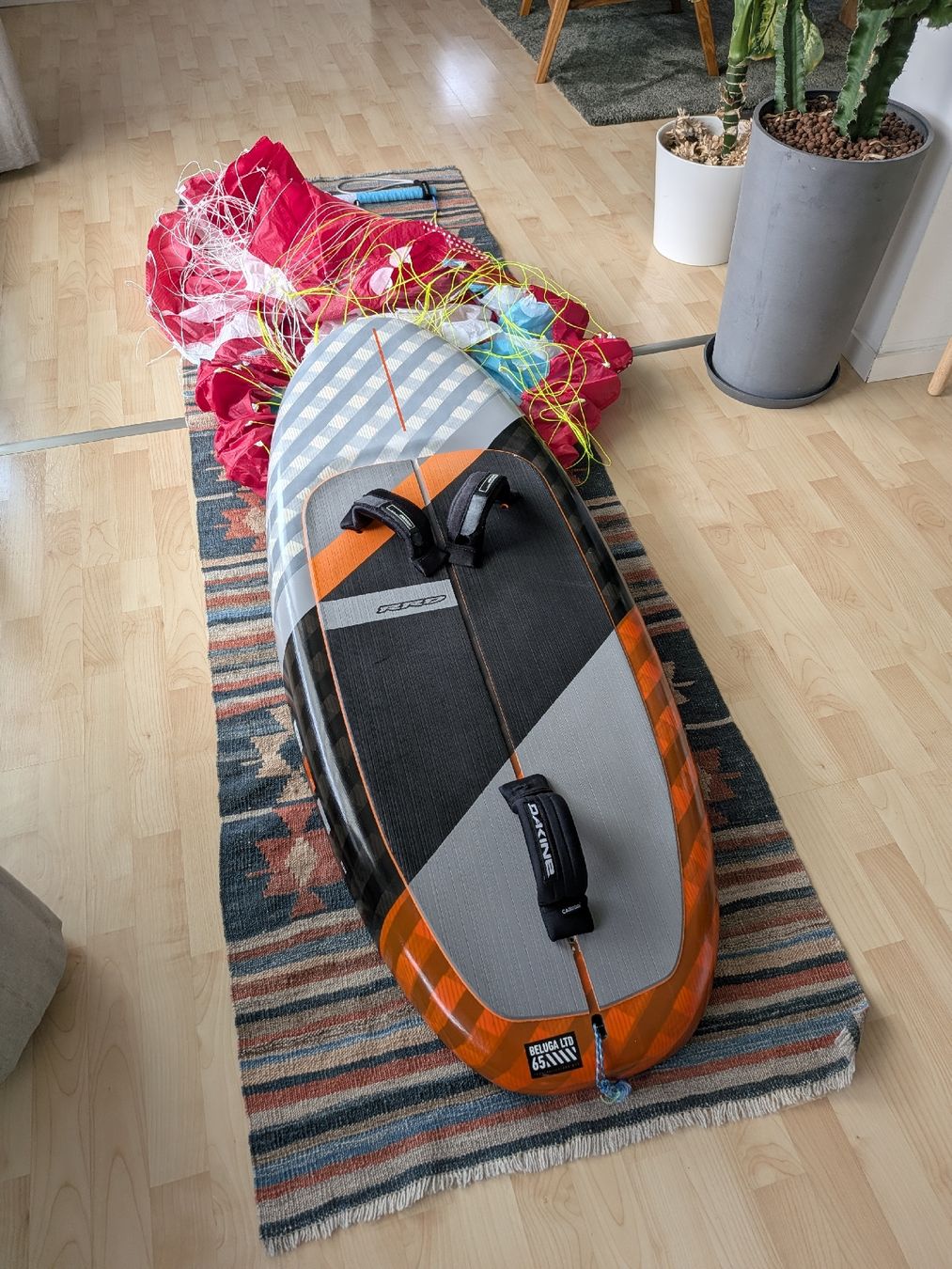 Tavole da surf e di nuoto: RRD - 65L BELUGA LTD Y30 PRO WING BOARD – Usato da Zürich venduto da aza_8fvq