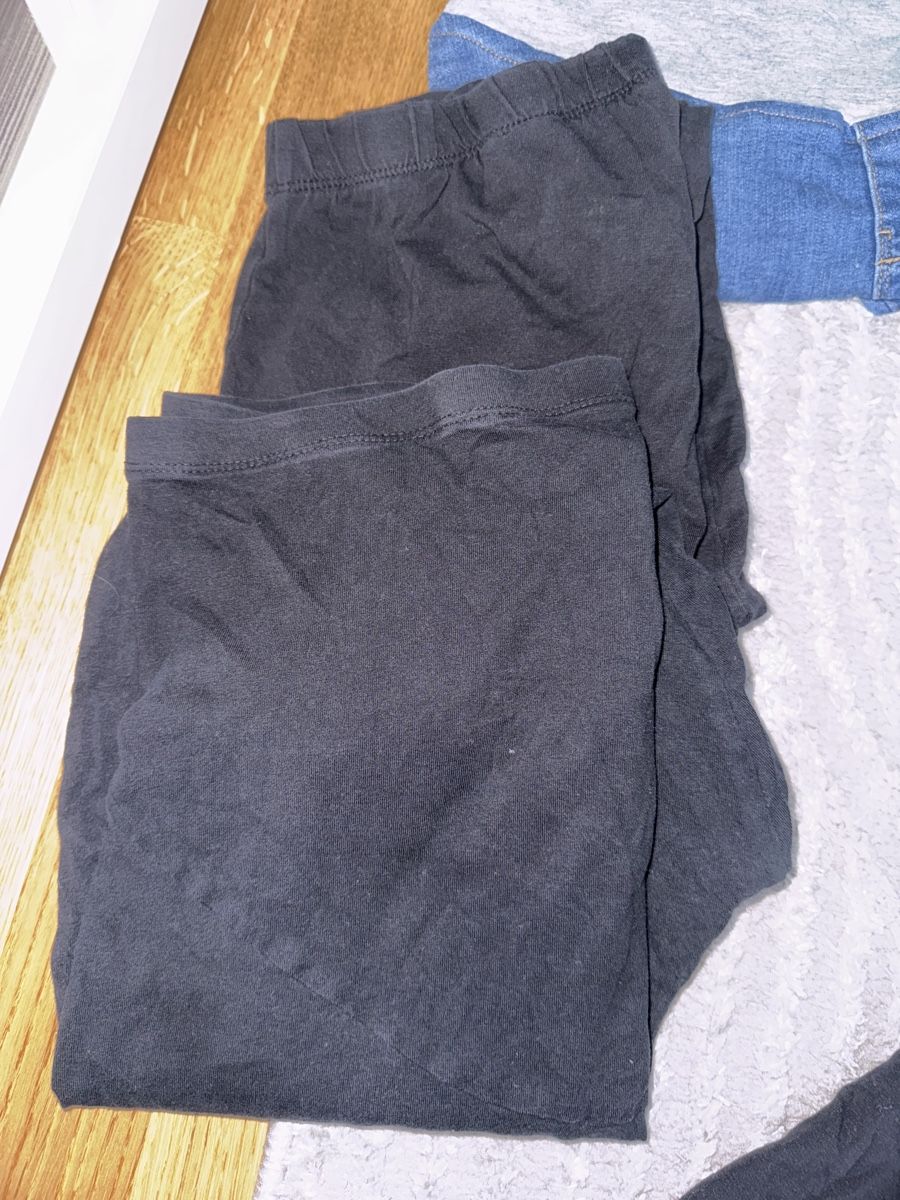 Lots de vêtements: Umstand Mode – D'occasion à Mönchaltorf par DaviJu 7