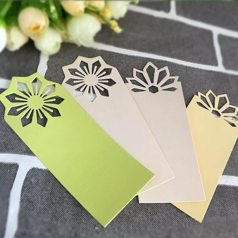Schablonen: BLUME LESEZEICHEN 2er-SET STANZSCHABLONE – Neu und originalverpackt aus Affoltern am Albis von scrapbooking
