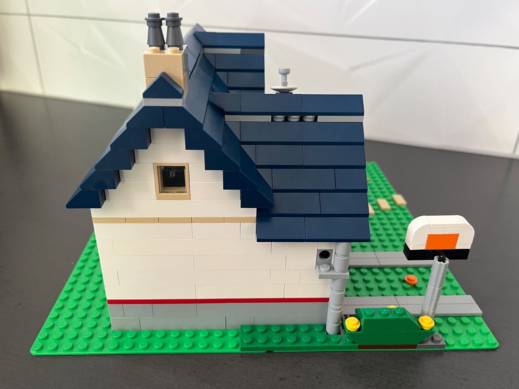 Lego Kit di costruzioni: Lego Creator 5891 - Maison avec garage – Usato da Chavornay venduto da HdesH 7