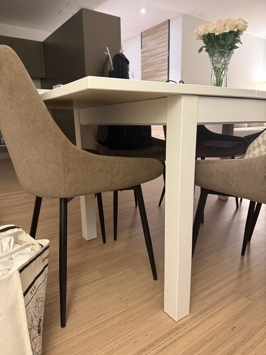 Tavoli: Ikea White table 130x74x80 – Usato da Zürich venduto da llor.dell 2