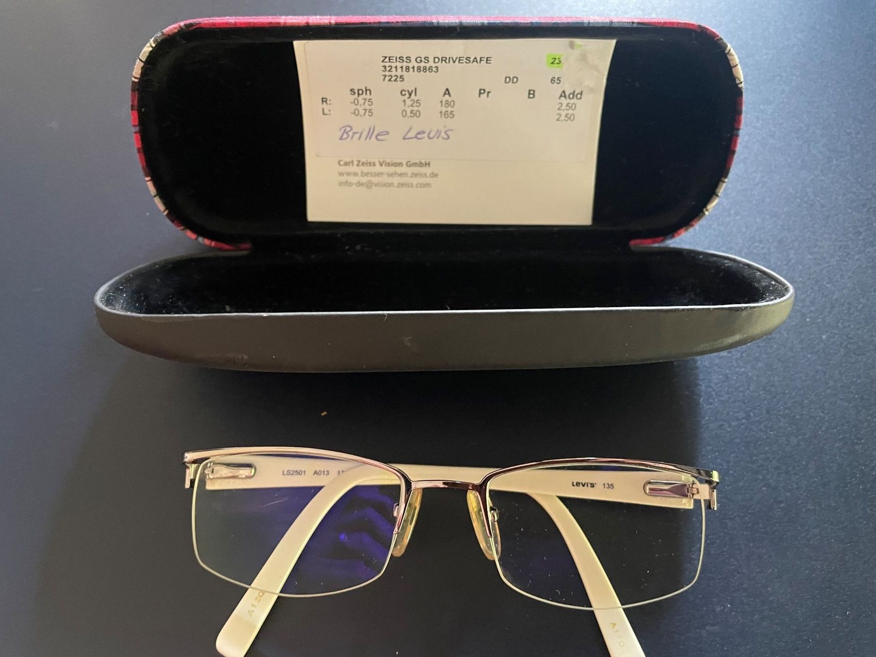 Occhiali & Lenti: Levis Lesebrille/Top Erhaltung/Original mit Etui – Nuovo (secondo la descrizione) da Volketswil venduto da rubin74 2