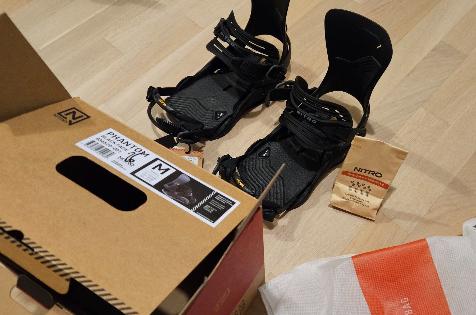 Attacchi: Nitro Phantom M 2026, bindings, like new – Nuovo (secondo la descrizione) da Lausanne venduto da dpo_66kg 1