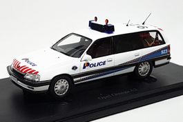 1:43 ACE Opel Omega A2 Police cantonale de Genève