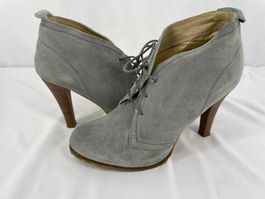 Bottes grises à talon taille 39